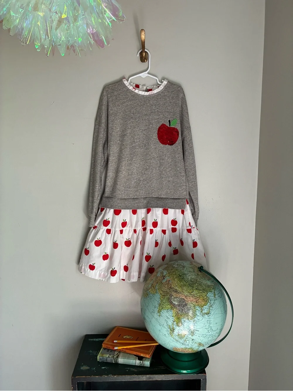 Mini Boden Back to School Apple Sweater Dress Size 8/9 years